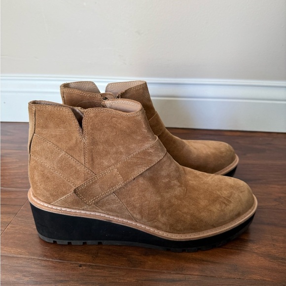 NWOT Eileen Fisher Tan Suede Wedge Boots-Size 11 - Picture 2 of 9